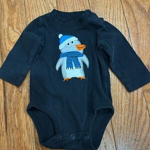 Carters 3 months long sleeve onesies bodysuit with cute winter penguin black